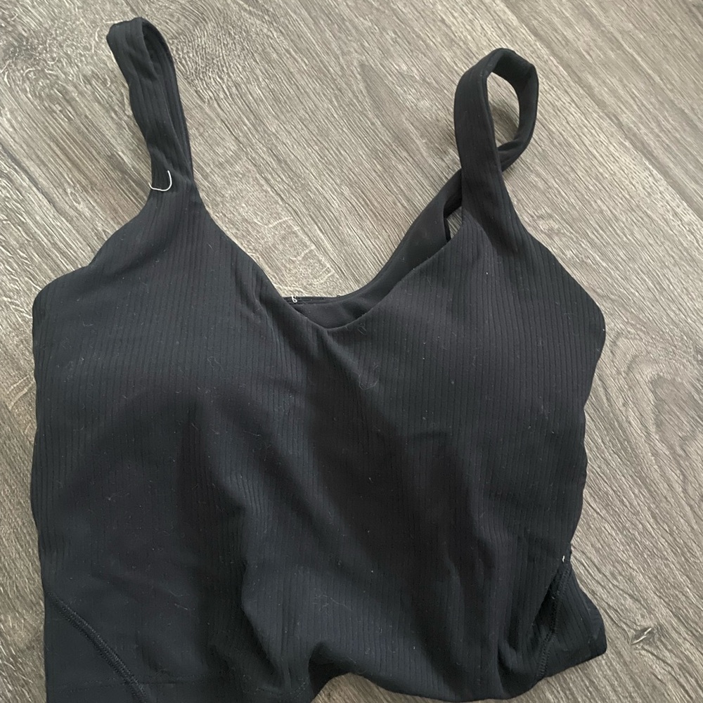 black cropped tank top